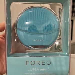 Next big thing! Foreo Luna mini3 face cleansing machine.